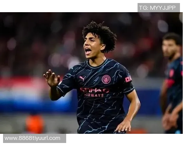 里科刘易斯高度评价B席称其能力无与伦比与他同场竞技令人惊叹 里科刘易斯高度评价B席称其能力无与伦比与他同场竞技令人惊叹